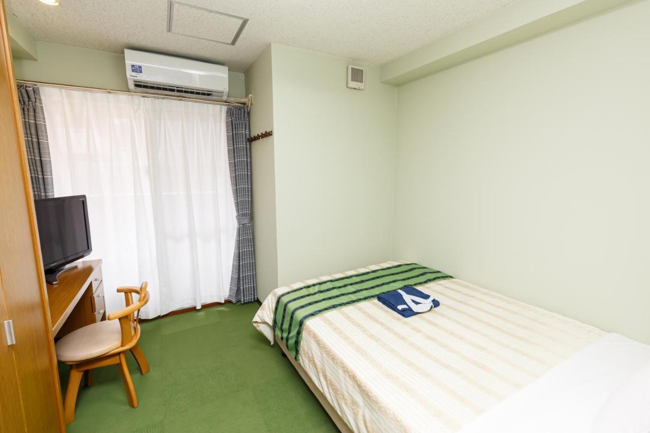 Hotel Peace Land Kume Naha Exteriör bild