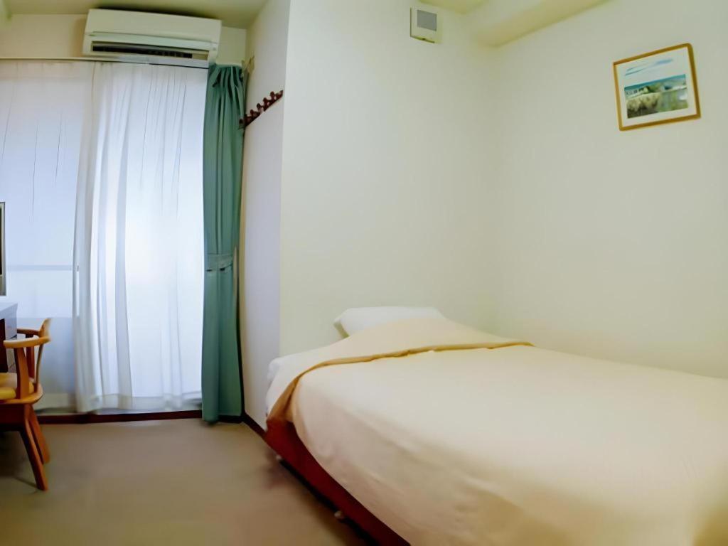 Hotel Peace Land Kume Naha Exteriör bild