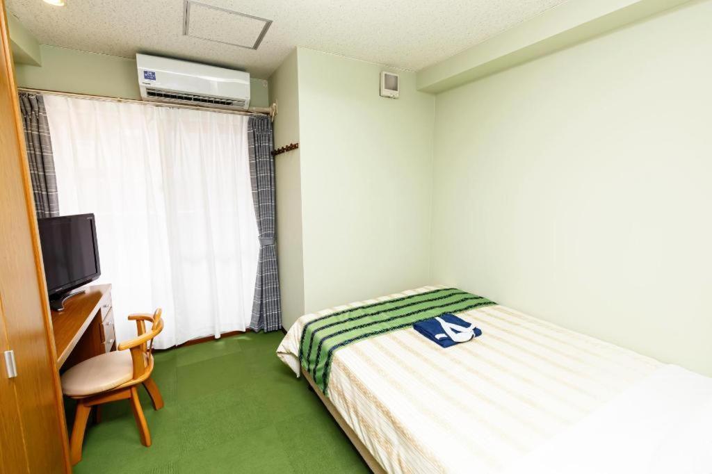 Hotel Peace Land Kume Naha Exteriör bild